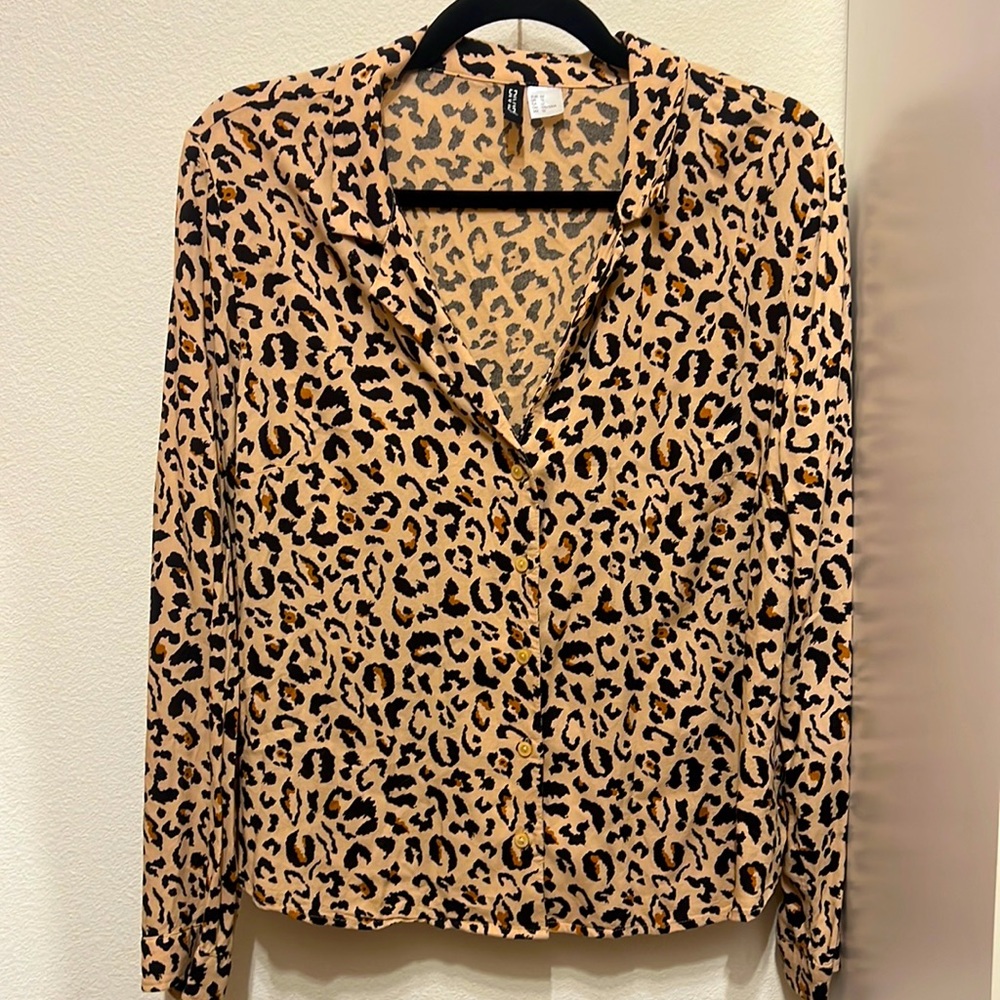 Smart & Sexy Button-Down